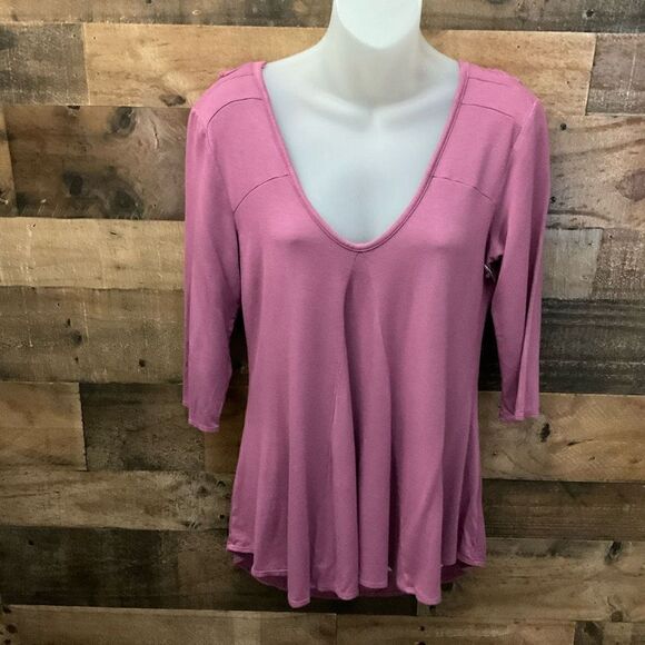 Baea Top V-Neck Crisscross Keyhole Back Purple Pink Lilac Flare Hem Medium - Picture 9 of 9